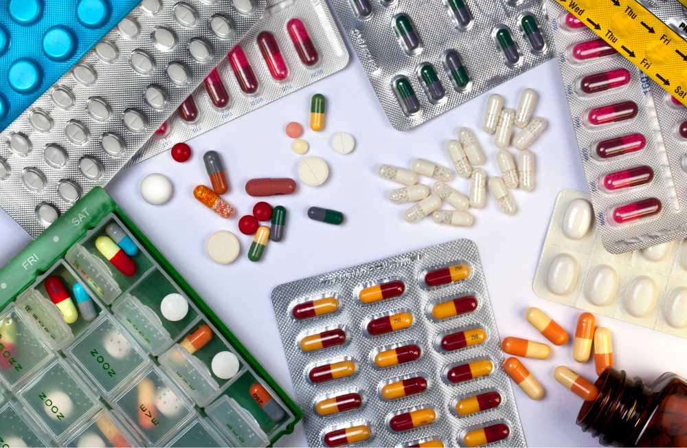 scopri cosa significa eccesso di prescrizioni nel contesto legale e sanitario. esplora le conseguenze e le implicazioni di un'eccessiva somministrazione di farmaci e prescrizioni, e impara come prevenire rischi per la salute e garantire la sicurezza dei pazienti.