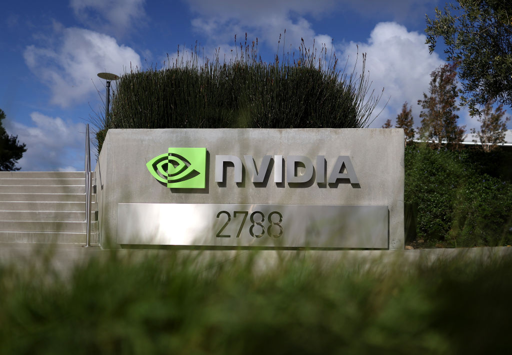 scopri come la nuova intelligenza artificiale di nvidia supera le capacità di gpt-4, offrendo prestazioni avanzate, innovazioni straordinarie e applicazioni rivoluzionarie nel campo dell'ia. resta aggiornato sulle ultime novità tecnologiche!